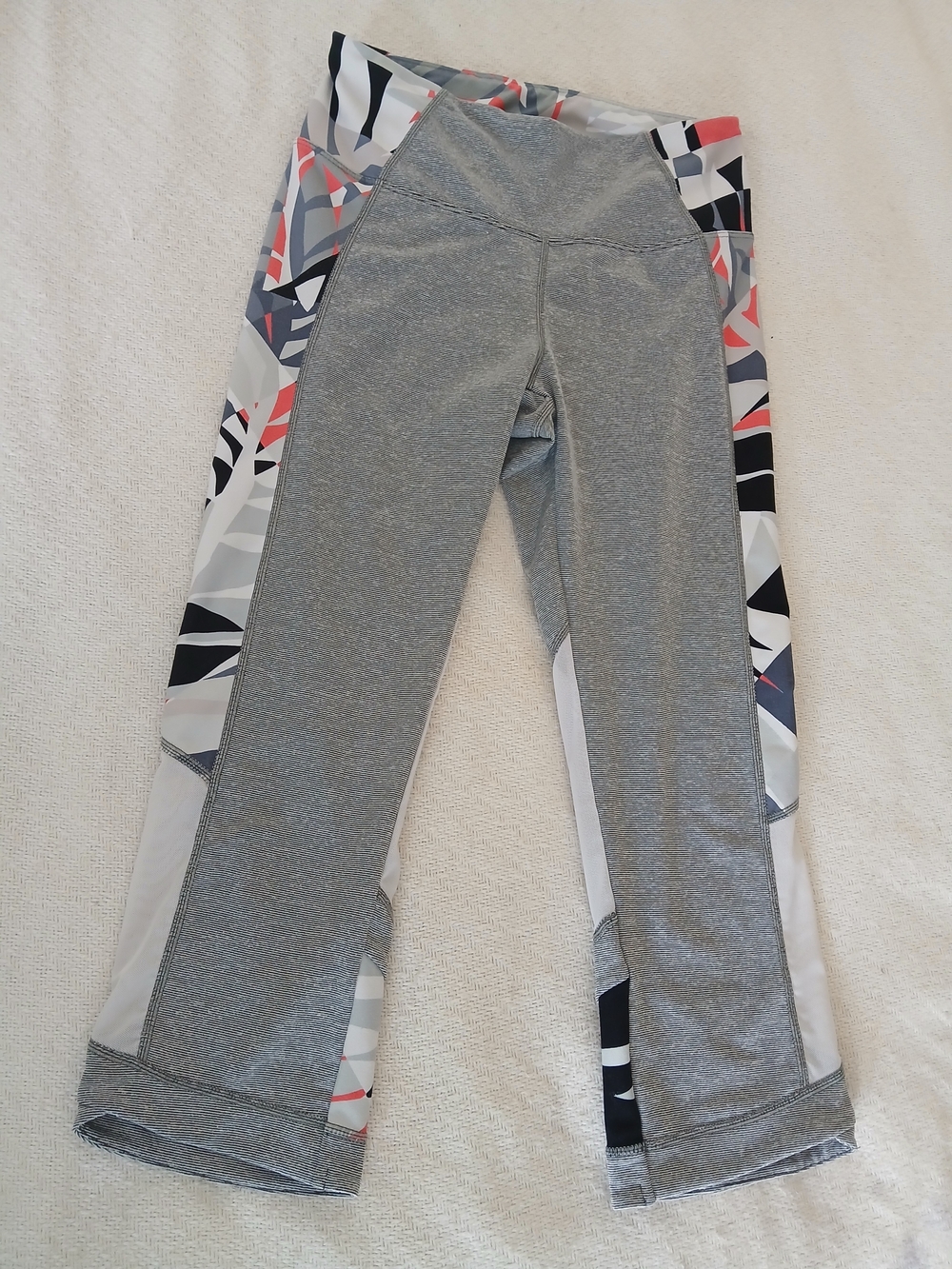 Nanette Lepore Womens Capri Yoga Pants with Coral & Black Geometric Panels